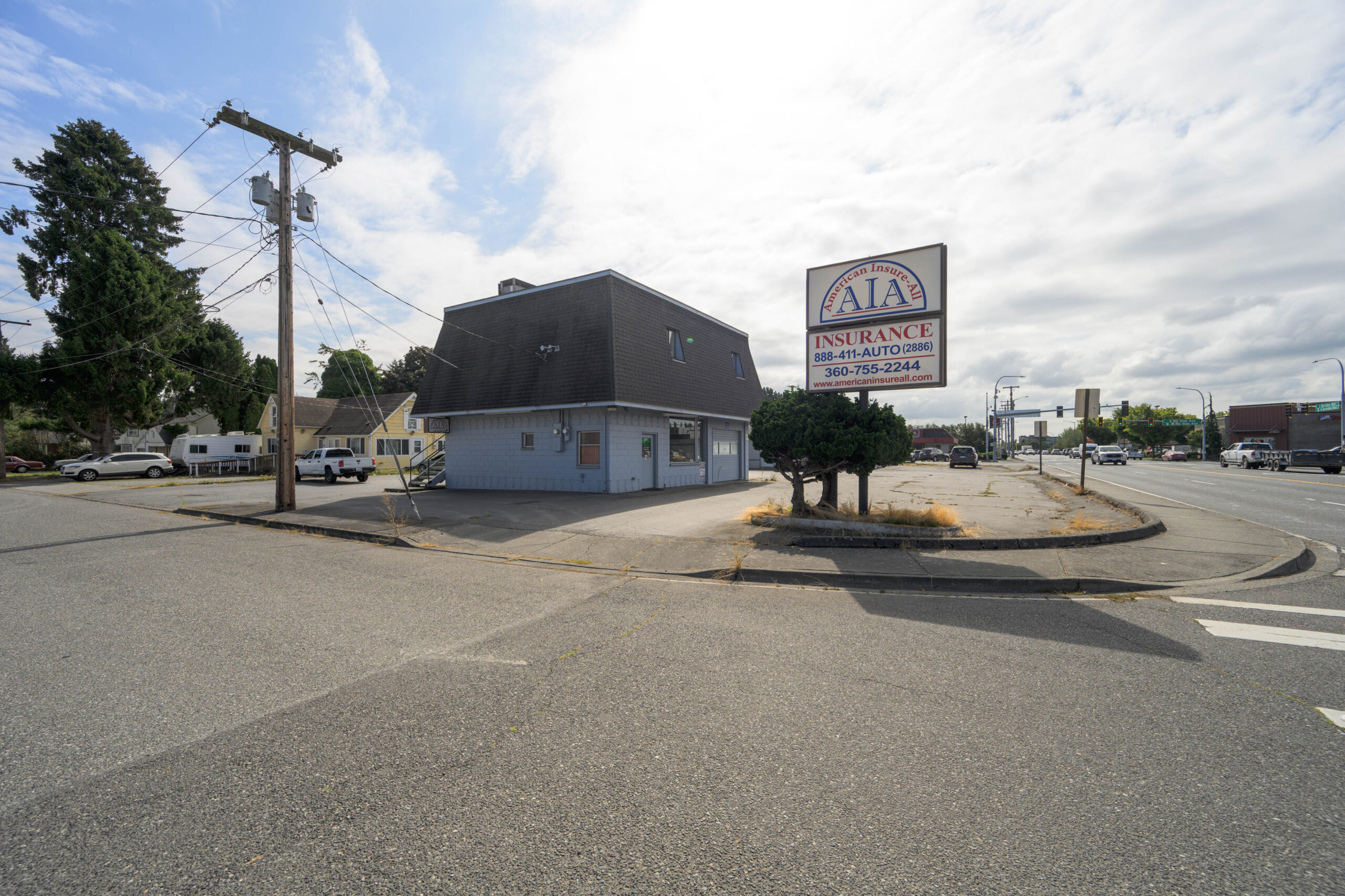 Burlington Flex Retail For Lease